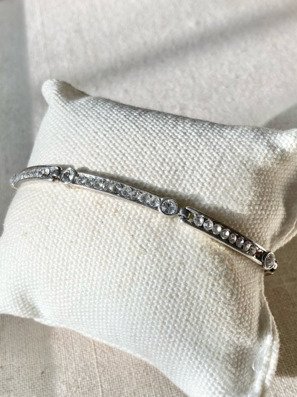 Bezel & Channel Set Clear stone Silver-tone Narrow Long link Bracelet VINTAGE